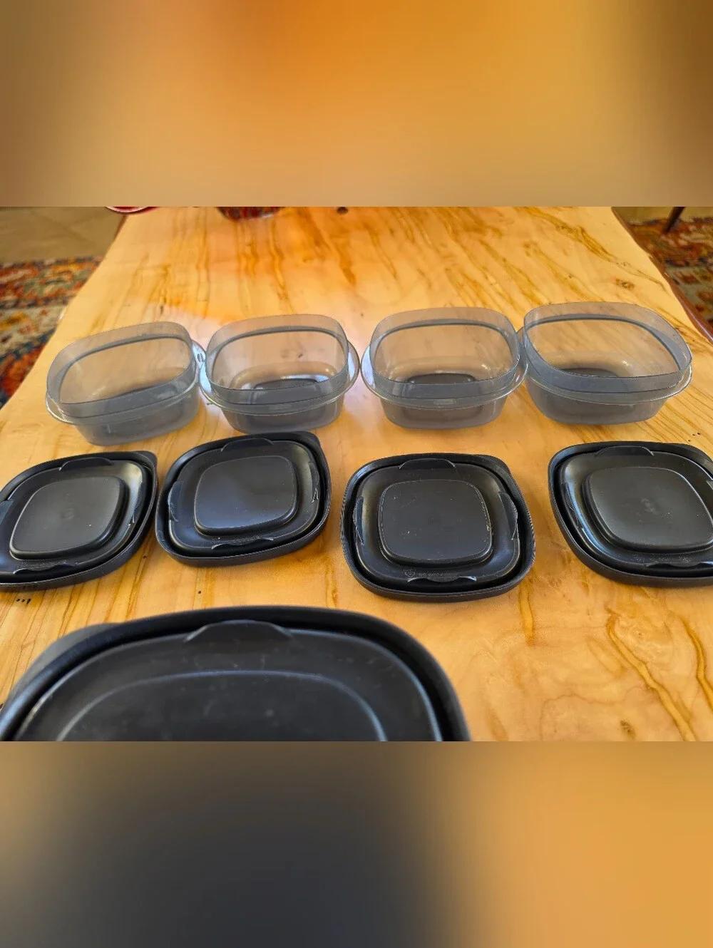 Rubbermaid Stackable Gray Food Storage Container Collection Set/40 pcs EUC